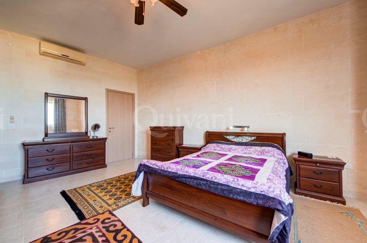 Xaghra, Furnished Apartment