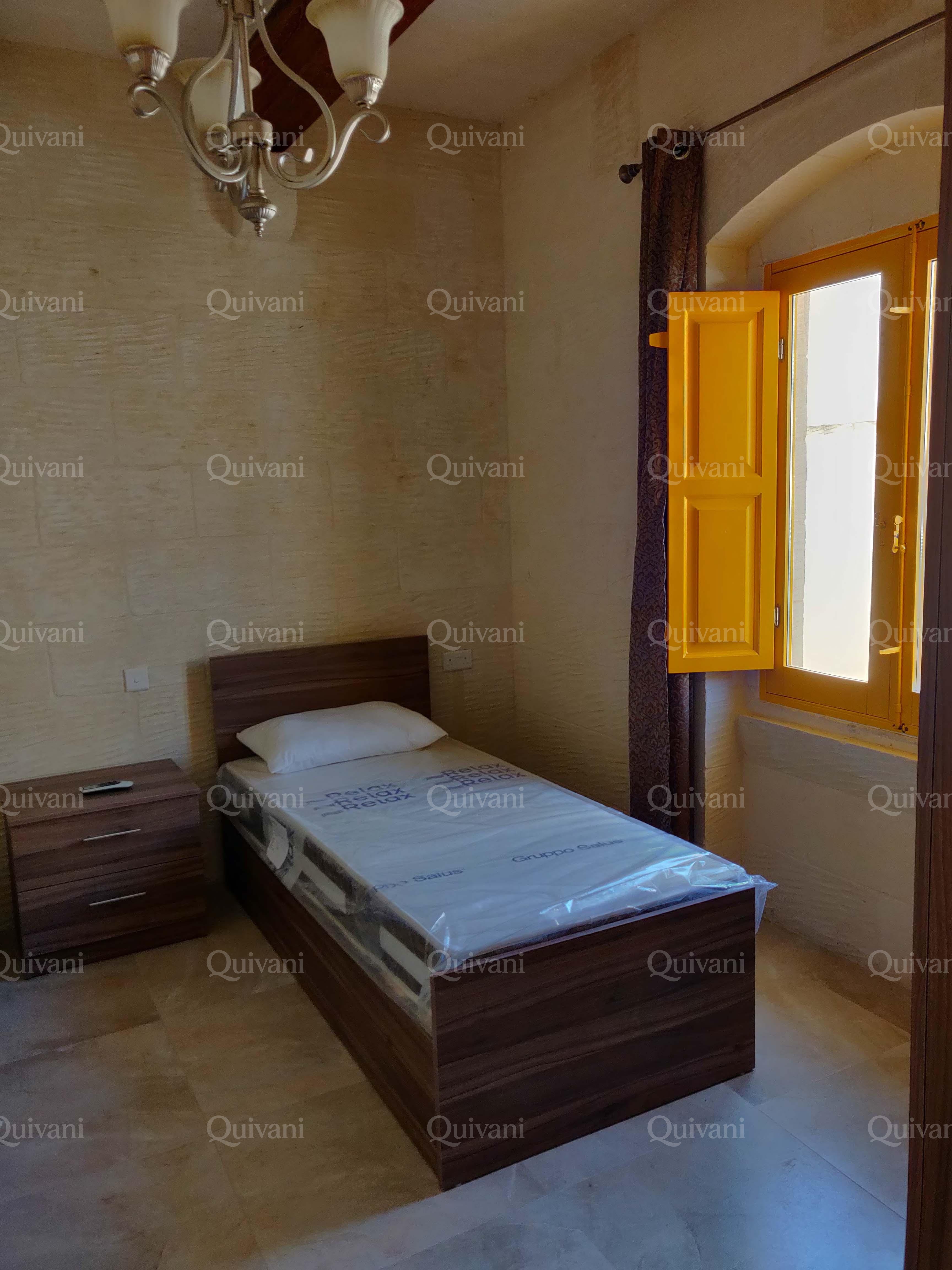 Gharb, Furnished House of Character