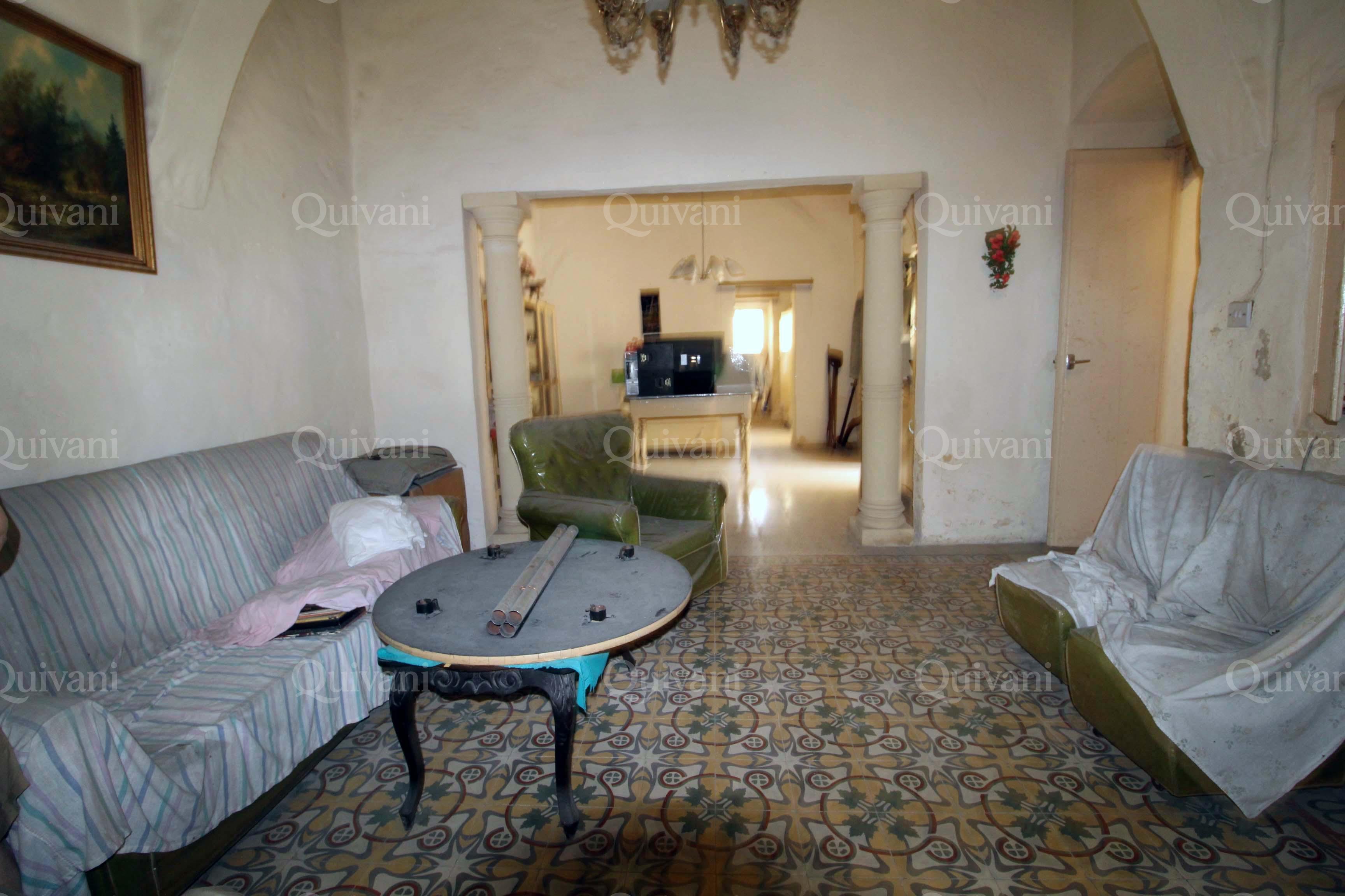 Xewkija, Unconverted Town House