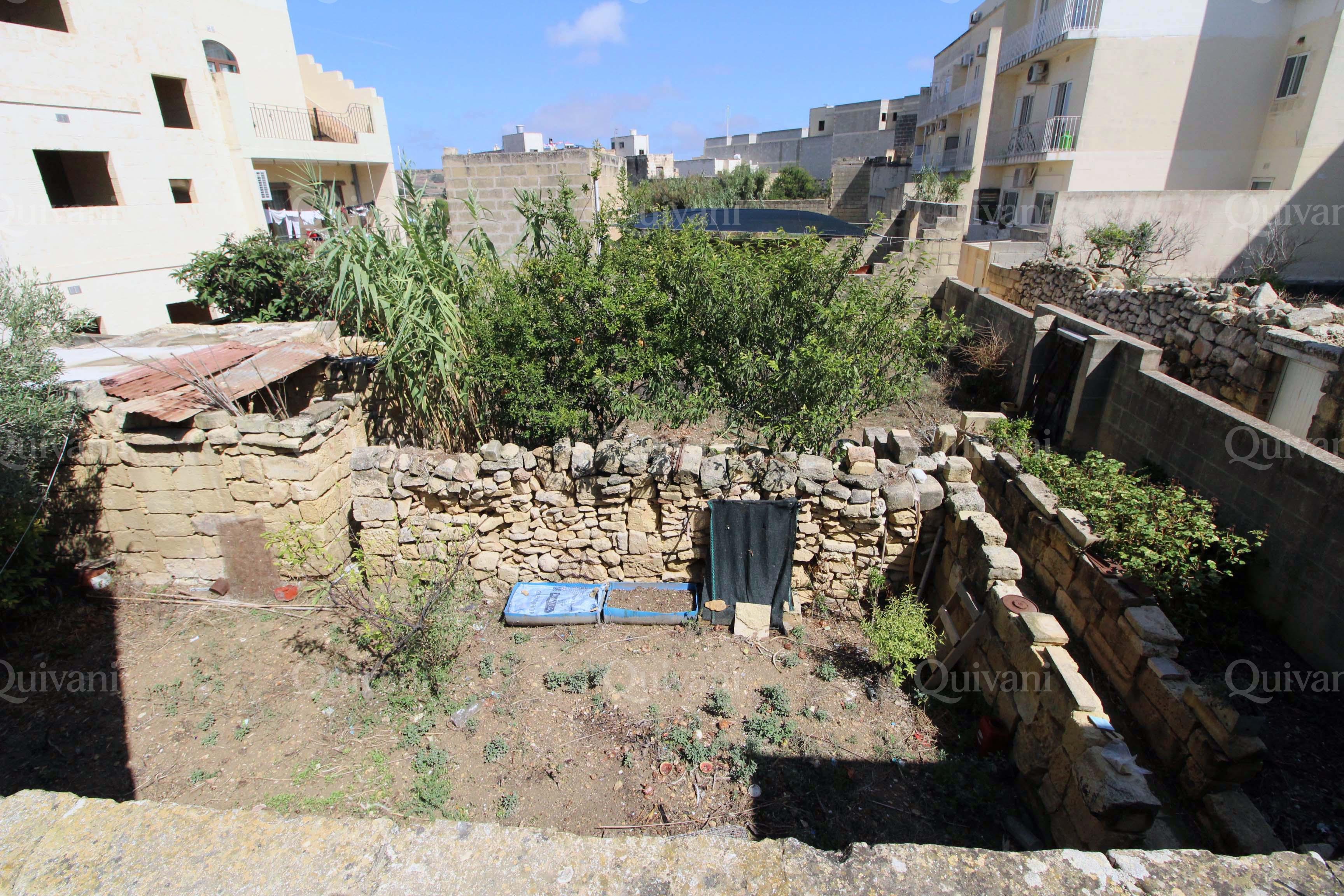 Xewkija, Unconverted Town House