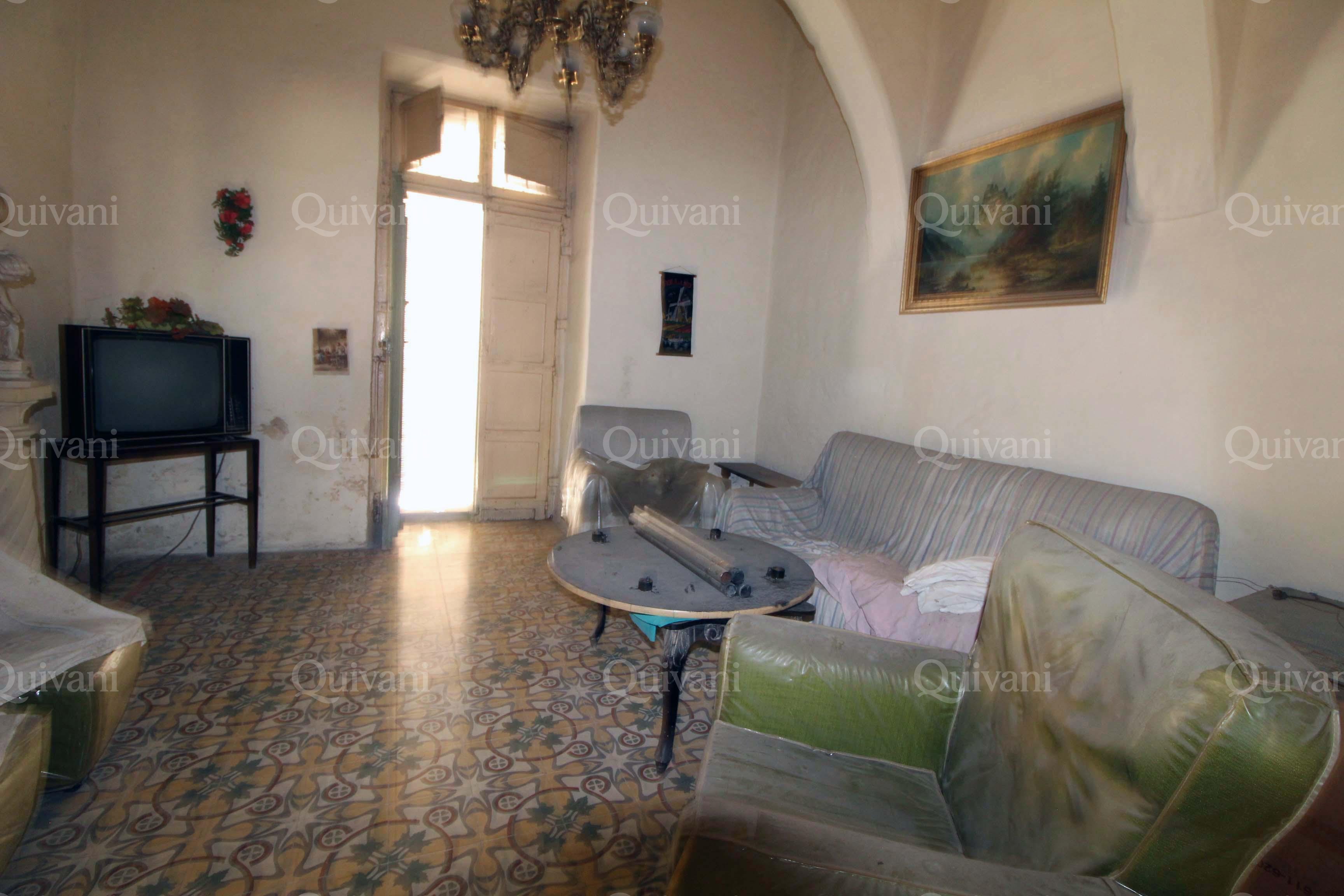 Xewkija, Unconverted Town House