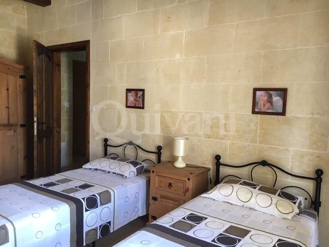 Qala, Furnished House of Character