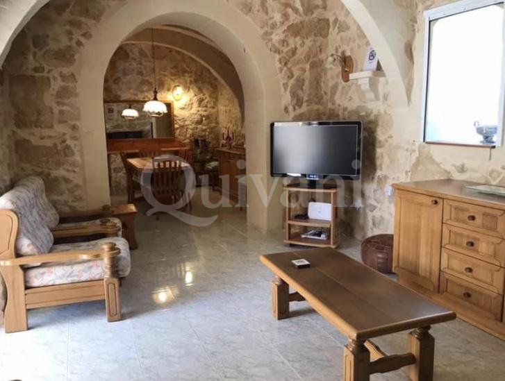 Xaghra, Furnished Farmhouse