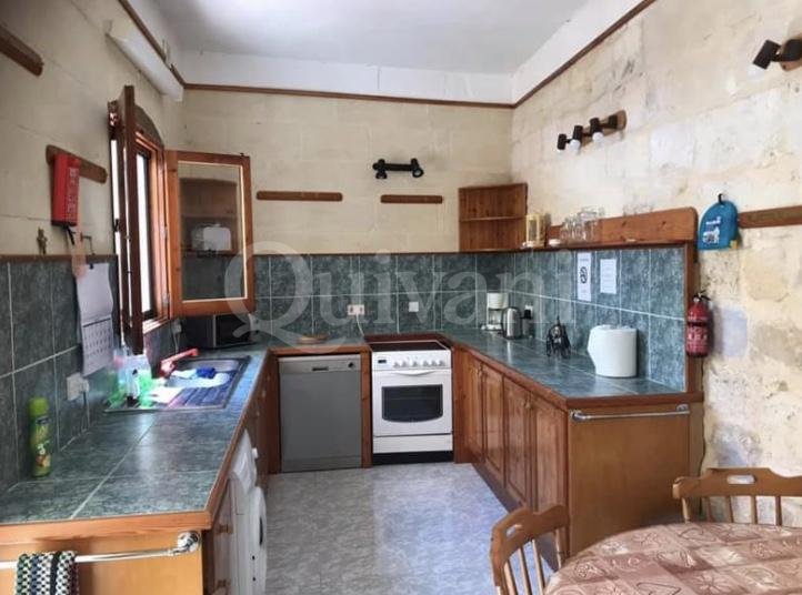 Xaghra, Furnished Farmhouse