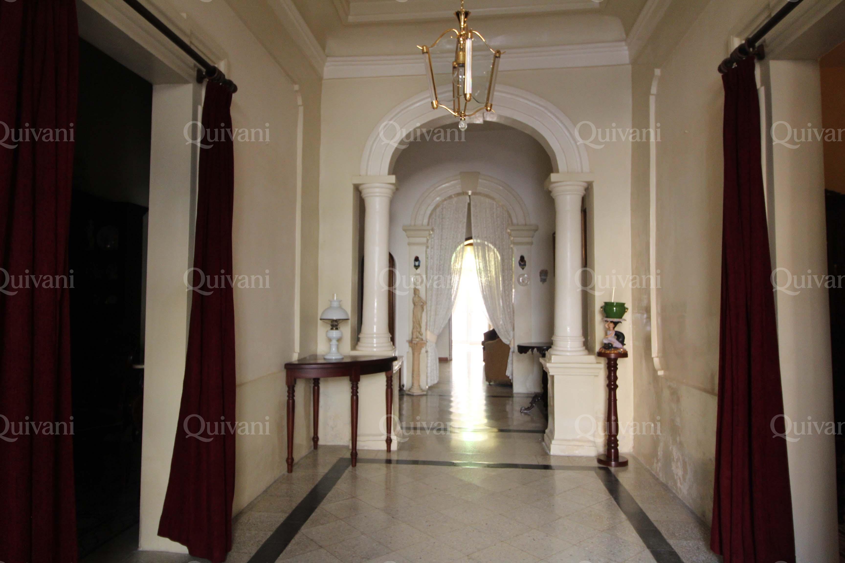 Victoria, Converted Town House