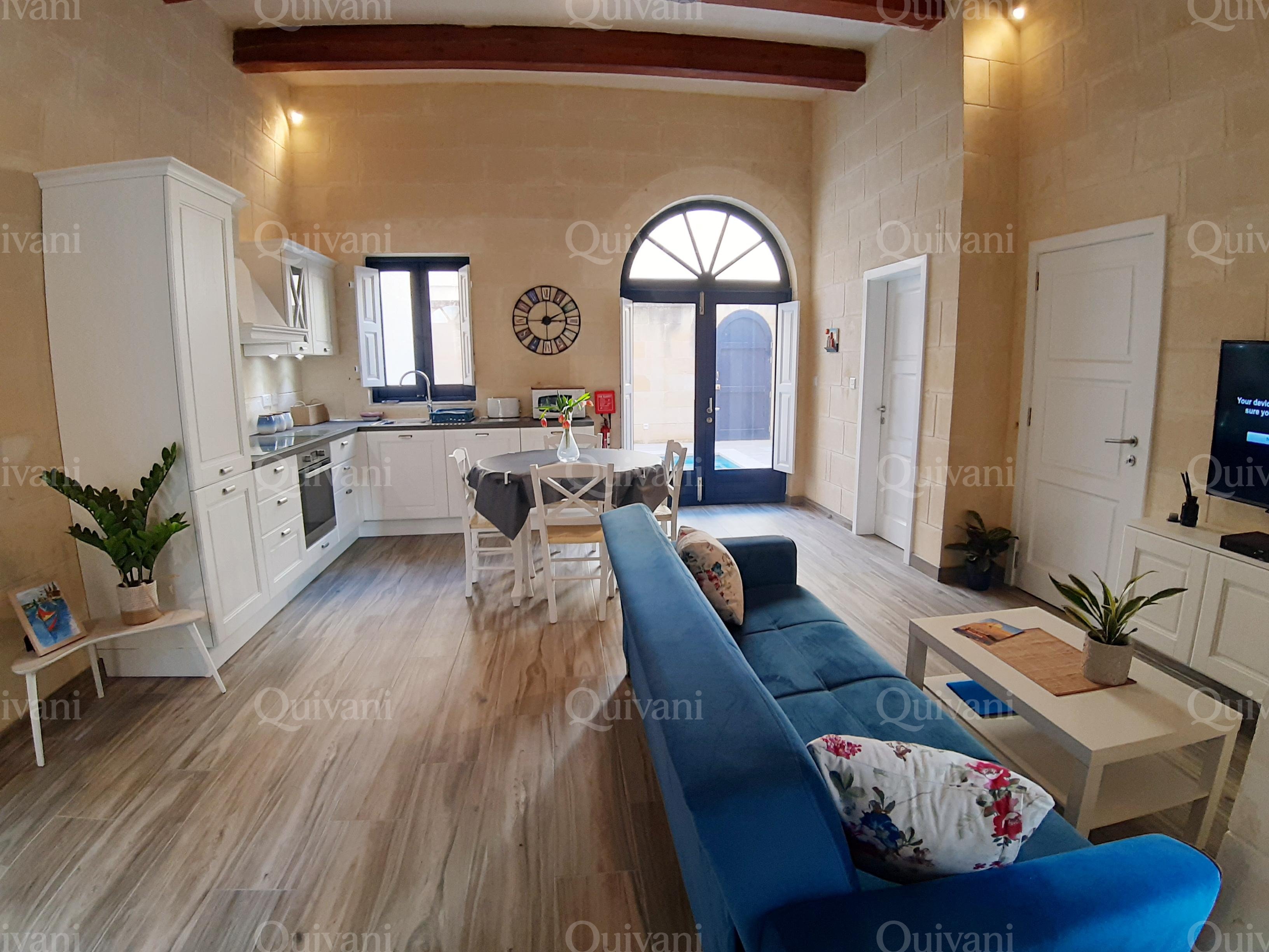 Xaghra, Furnished House of Character