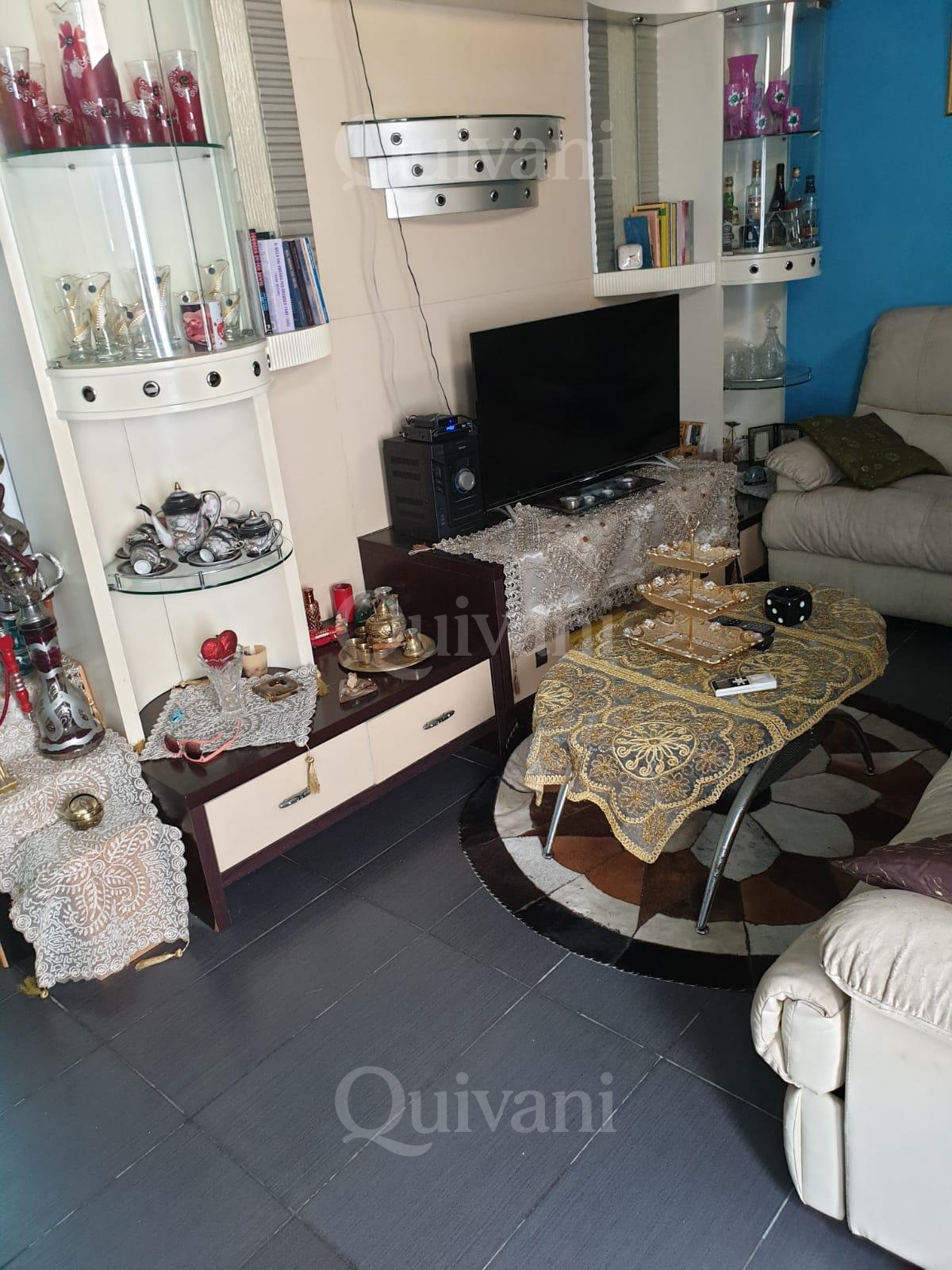 Victoria, Furnished Town House
