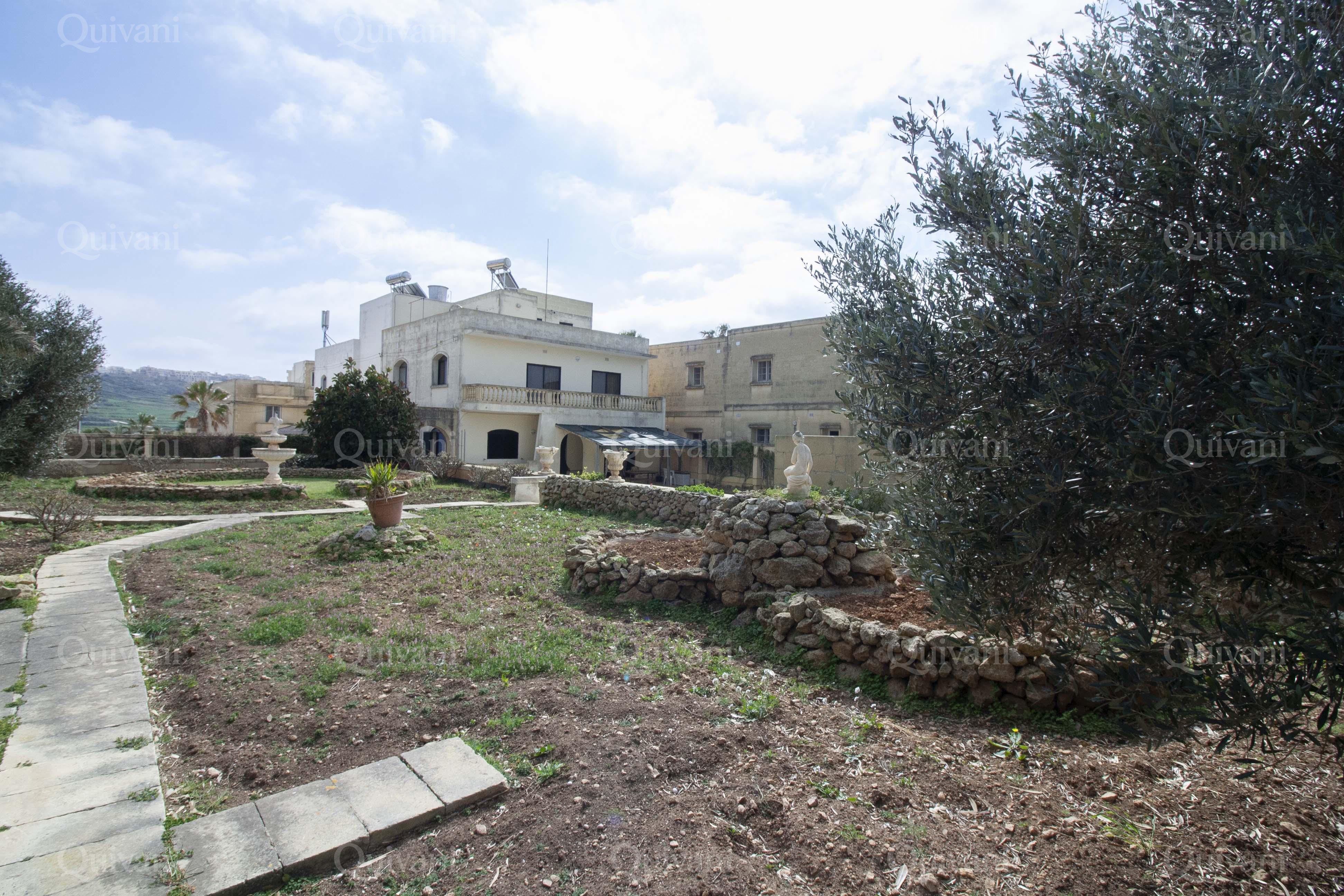 Ghasri, Furnished Villa