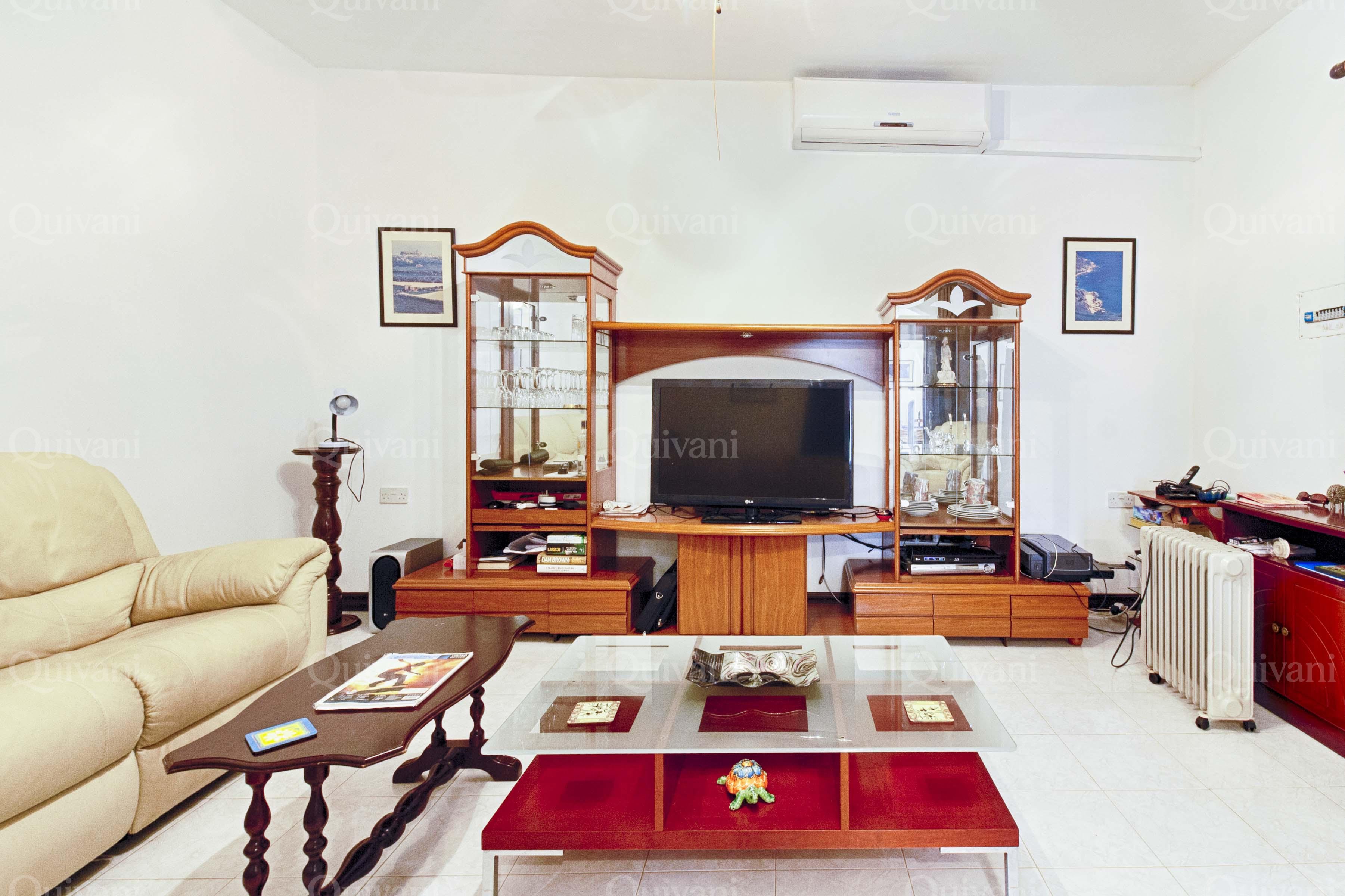 Ghasri, Furnished Villa