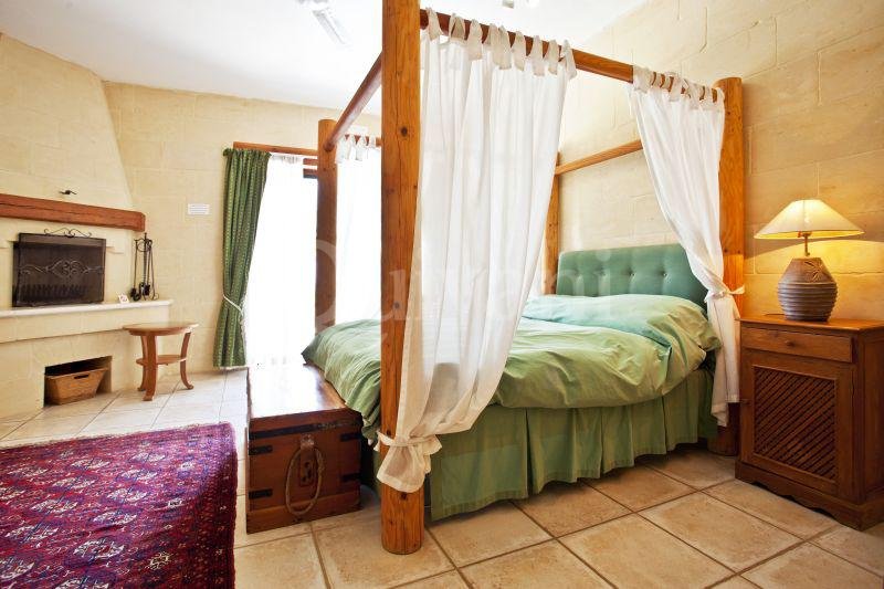 Ghasri, Furnished Villa
