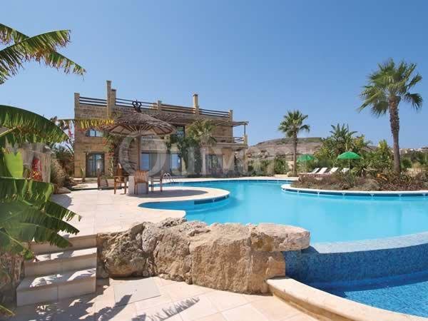 Ghasri, Furnished Villa