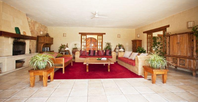 Ghasri, Furnished Villa