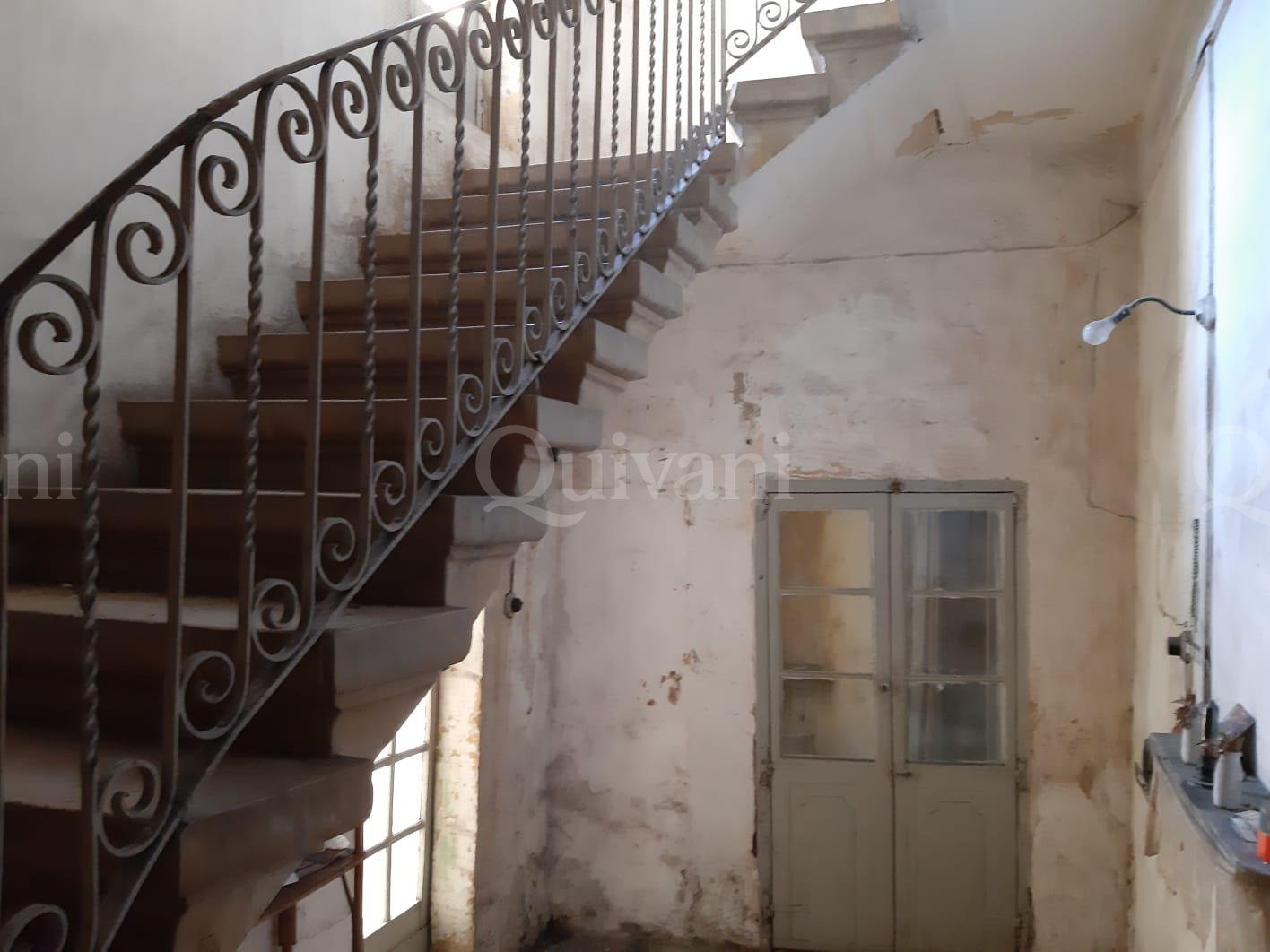 Victoria, Unconverted Town House