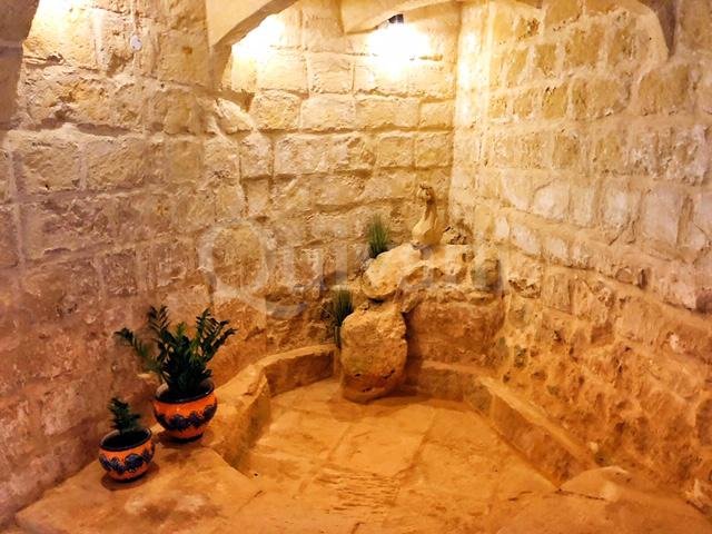 Gharb, Furnished Farmhouse