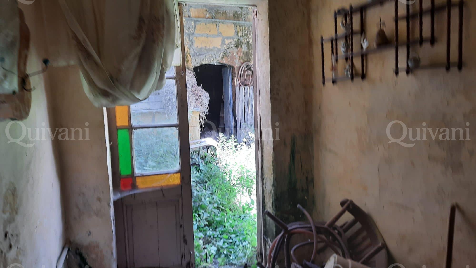 Gharb, Unconverted House of Character