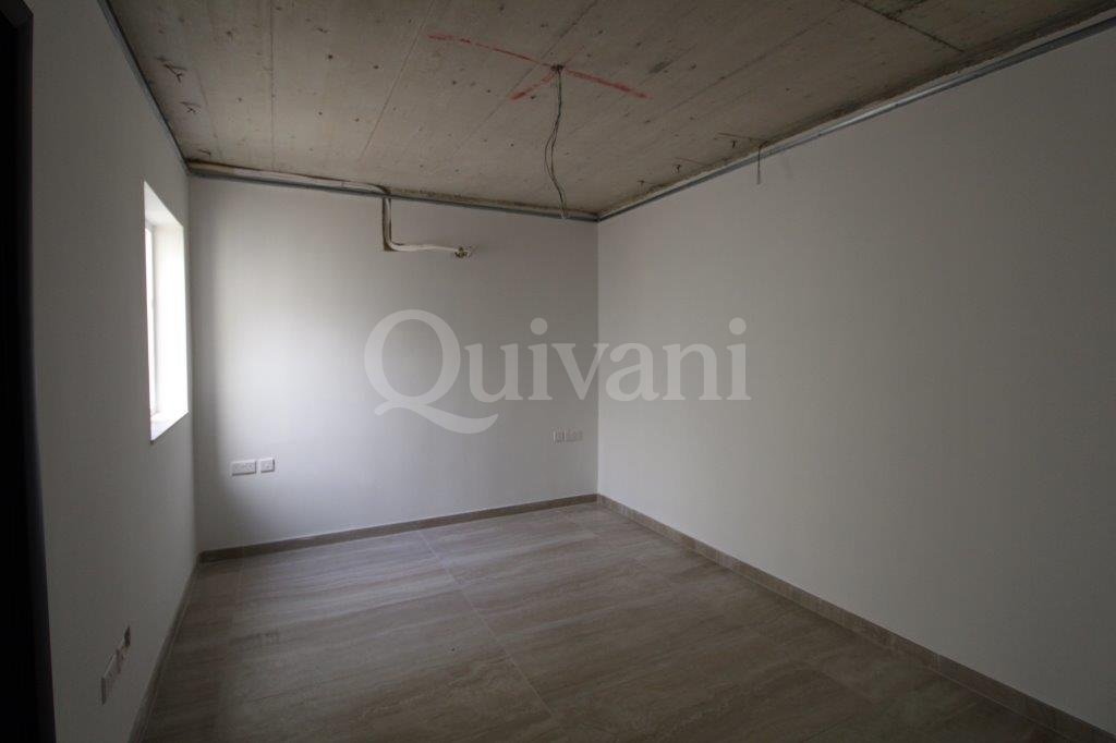 Nadur, Finished Penthouse