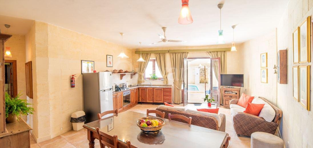 Xewkija, Furnished Townhouse