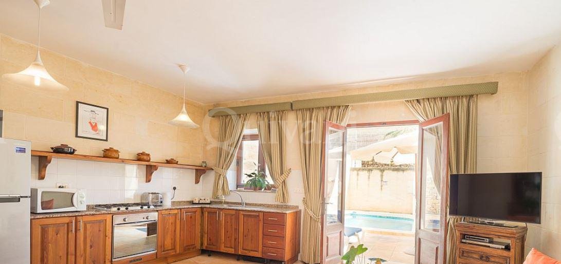 Xewkija, Furnished Townhouse