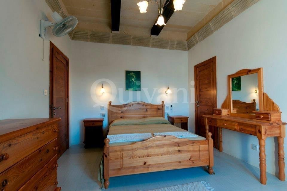 San Lawrenz, Furnished Farmhouse