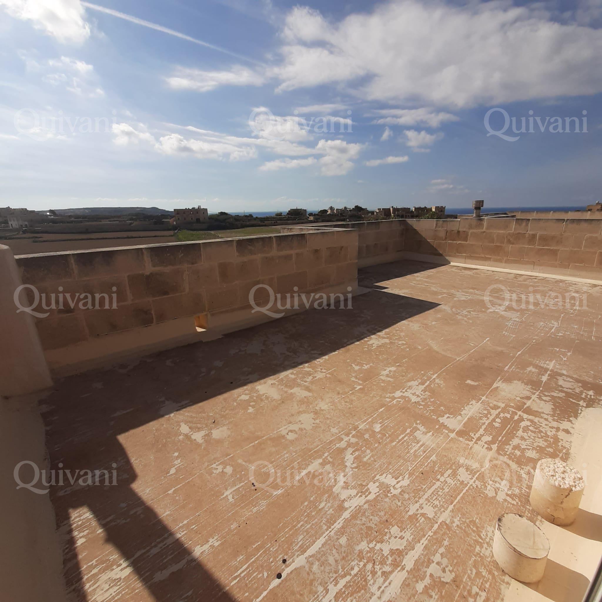 Gharb, Furnished House of Character