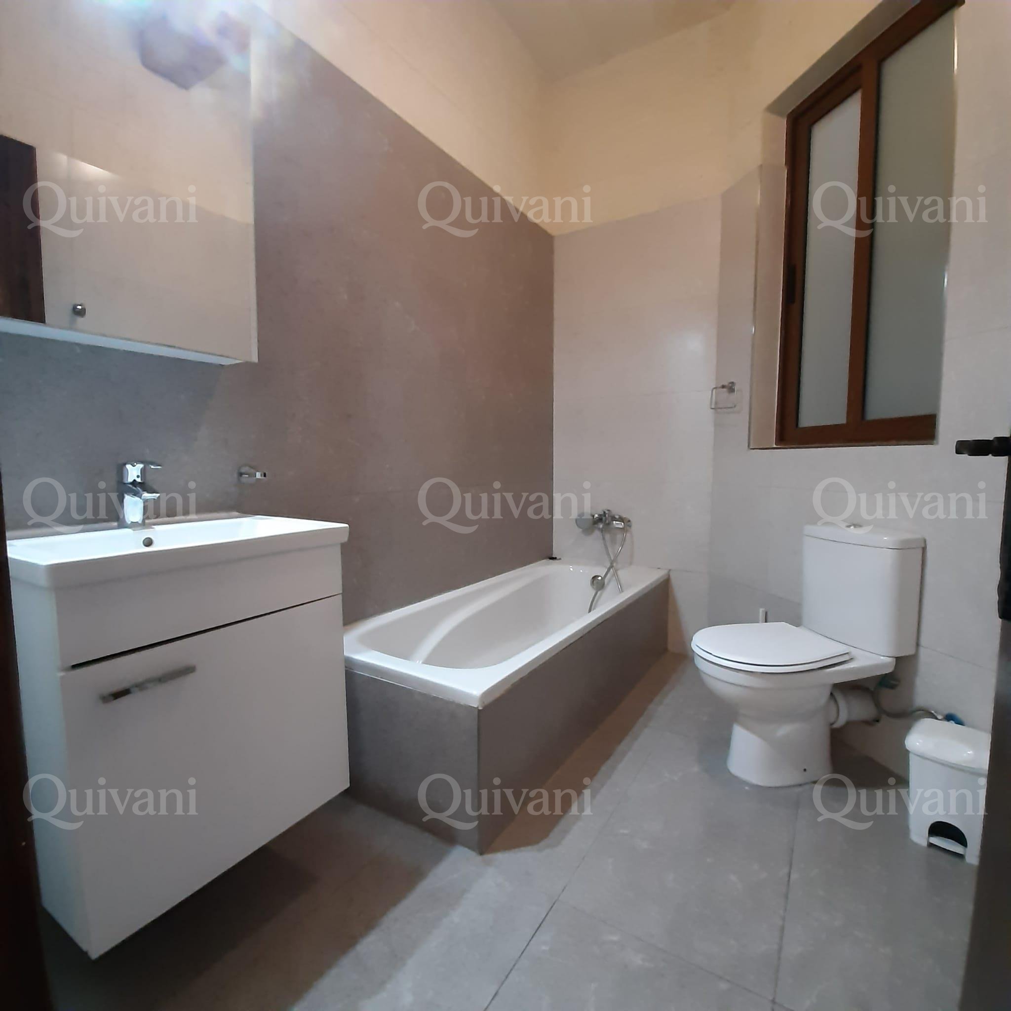 Gharb, Furnished House of Character