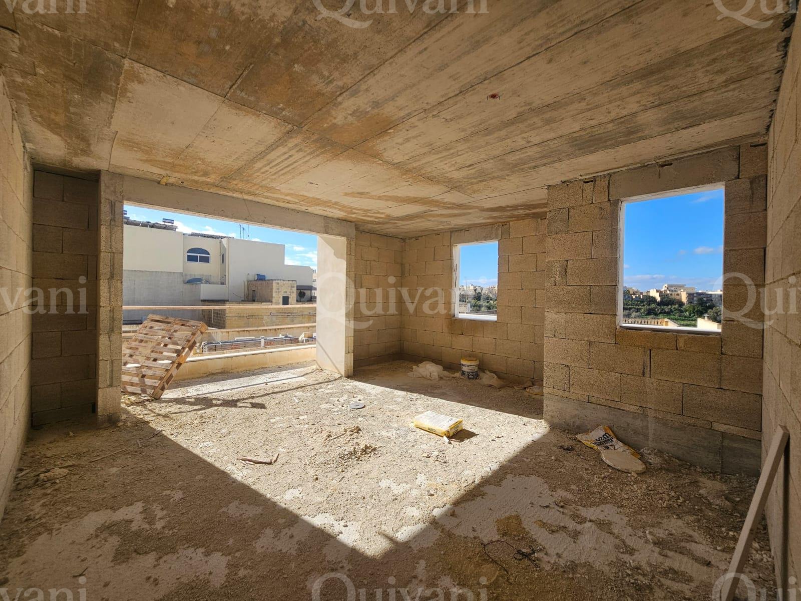 Xaghra, Shell form Apartment