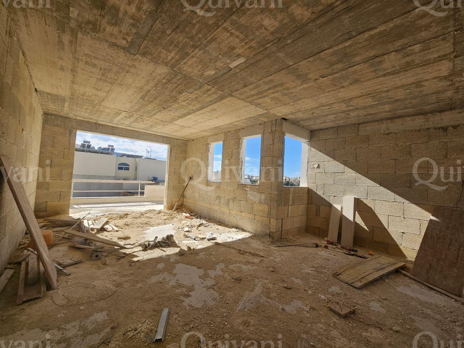 Xaghra, Shell form Penthouse