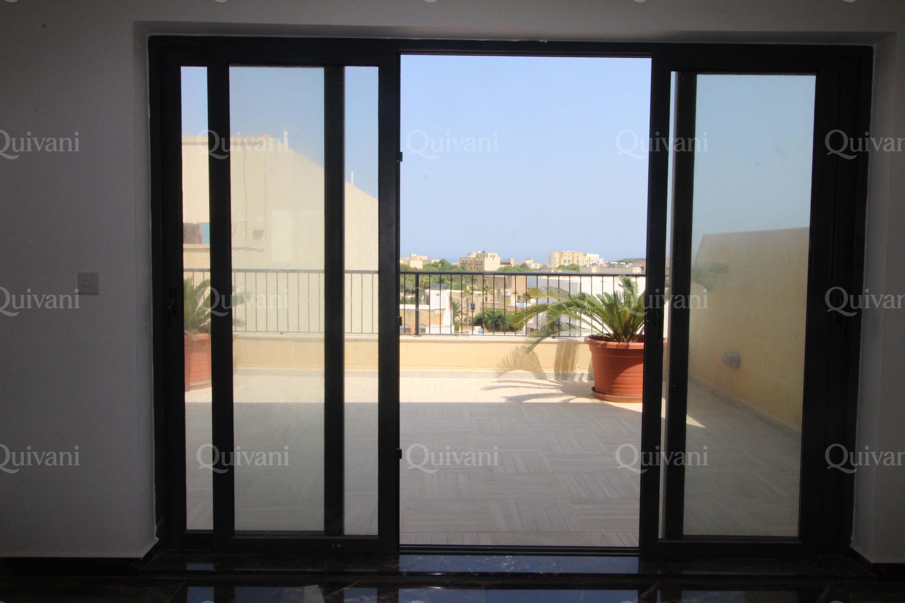 Xaghra, Furnished Penthouse