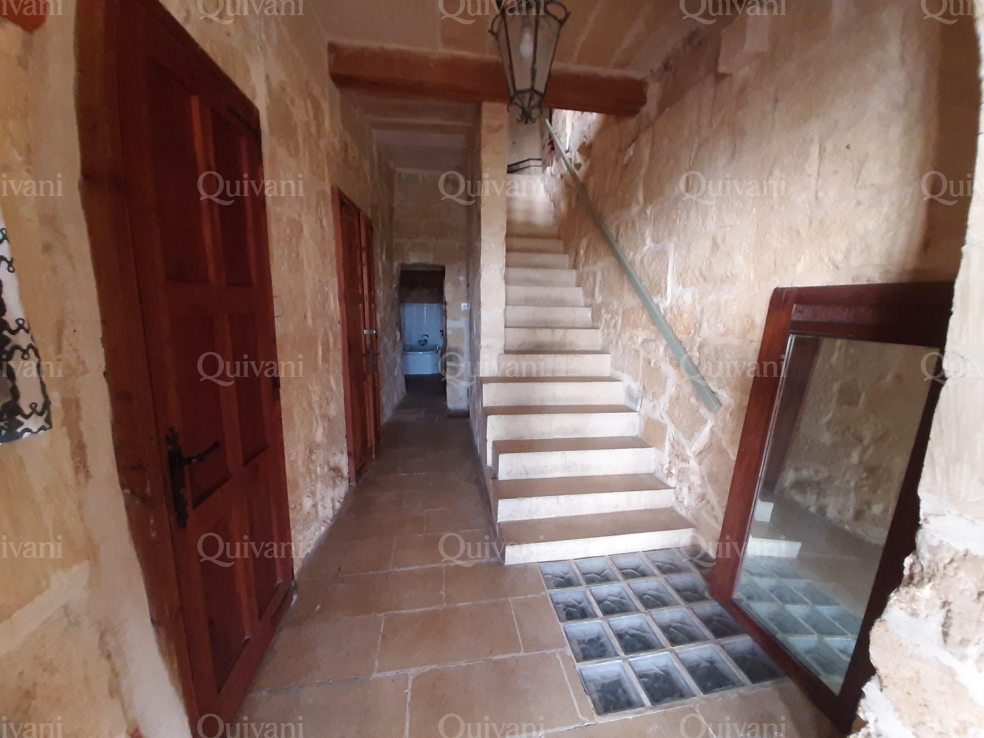 Xaghra, Furnished Farmhouse