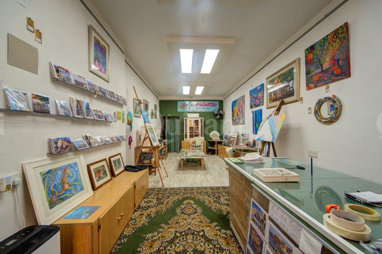 Marsalforn, Finished General Shop