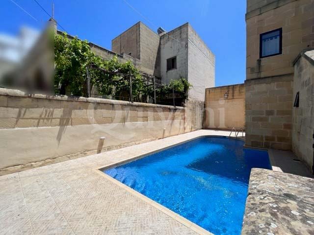 Xaghra, Furnished Semi-detached Bungalow