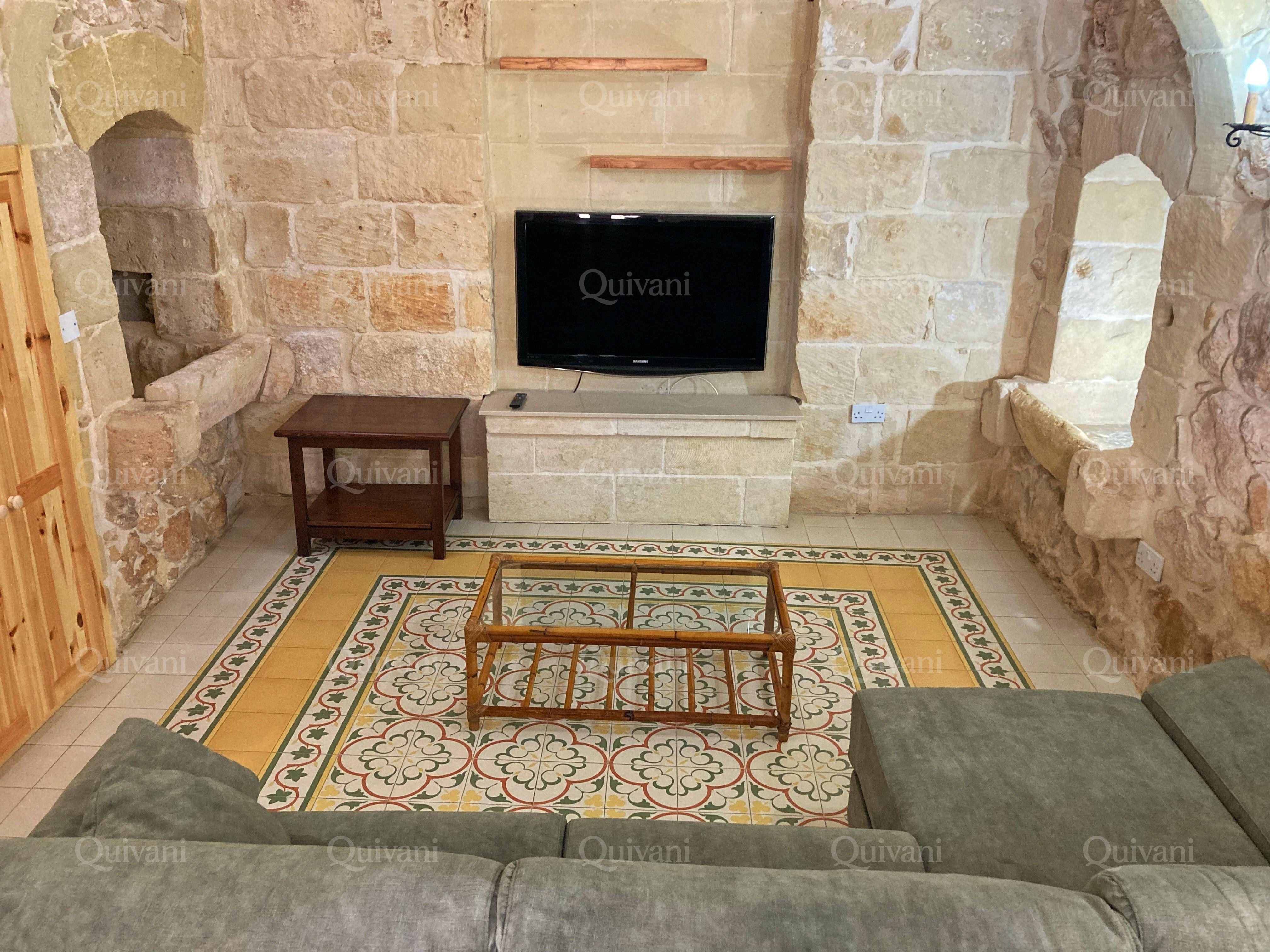 Xaghra, Furnished Farmhouse