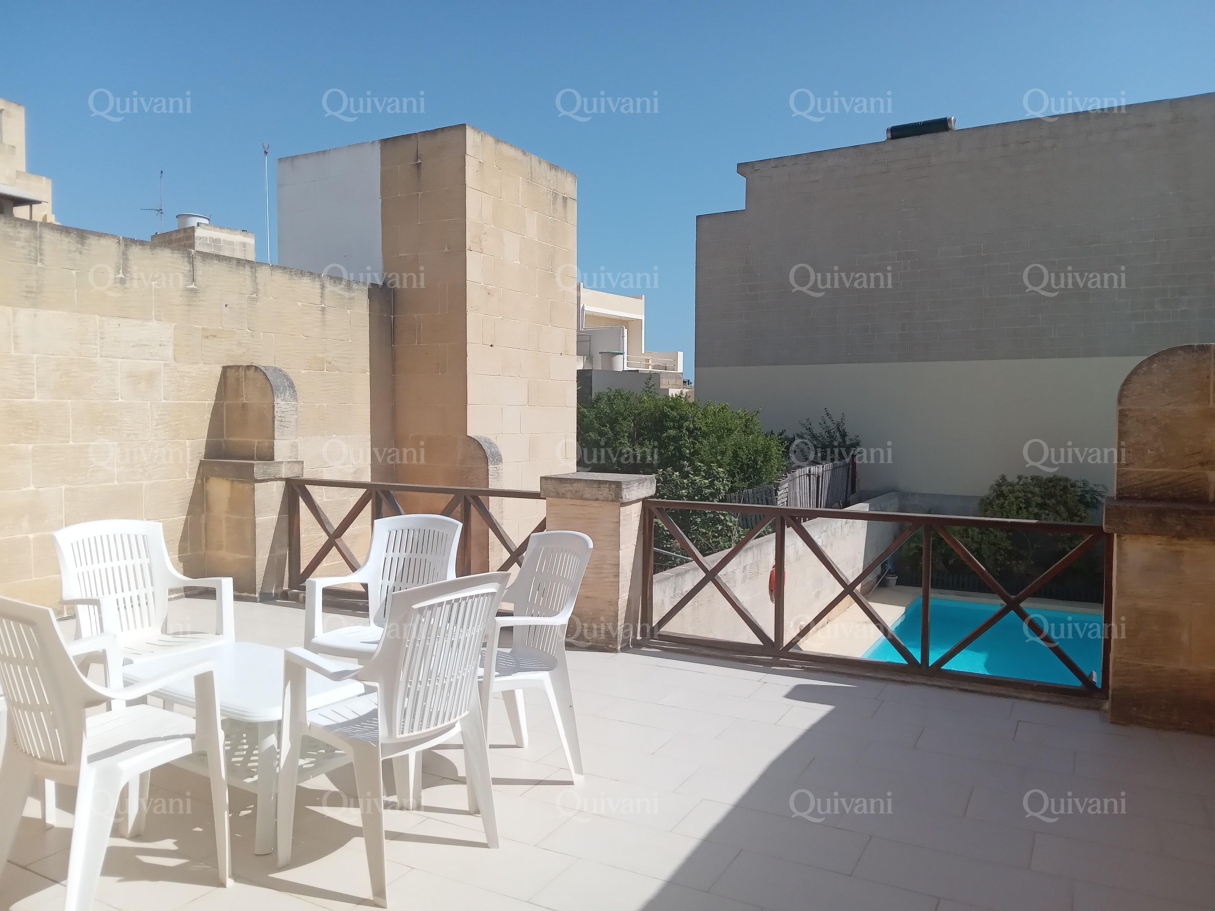 Sannat, Furnished Farmhouse