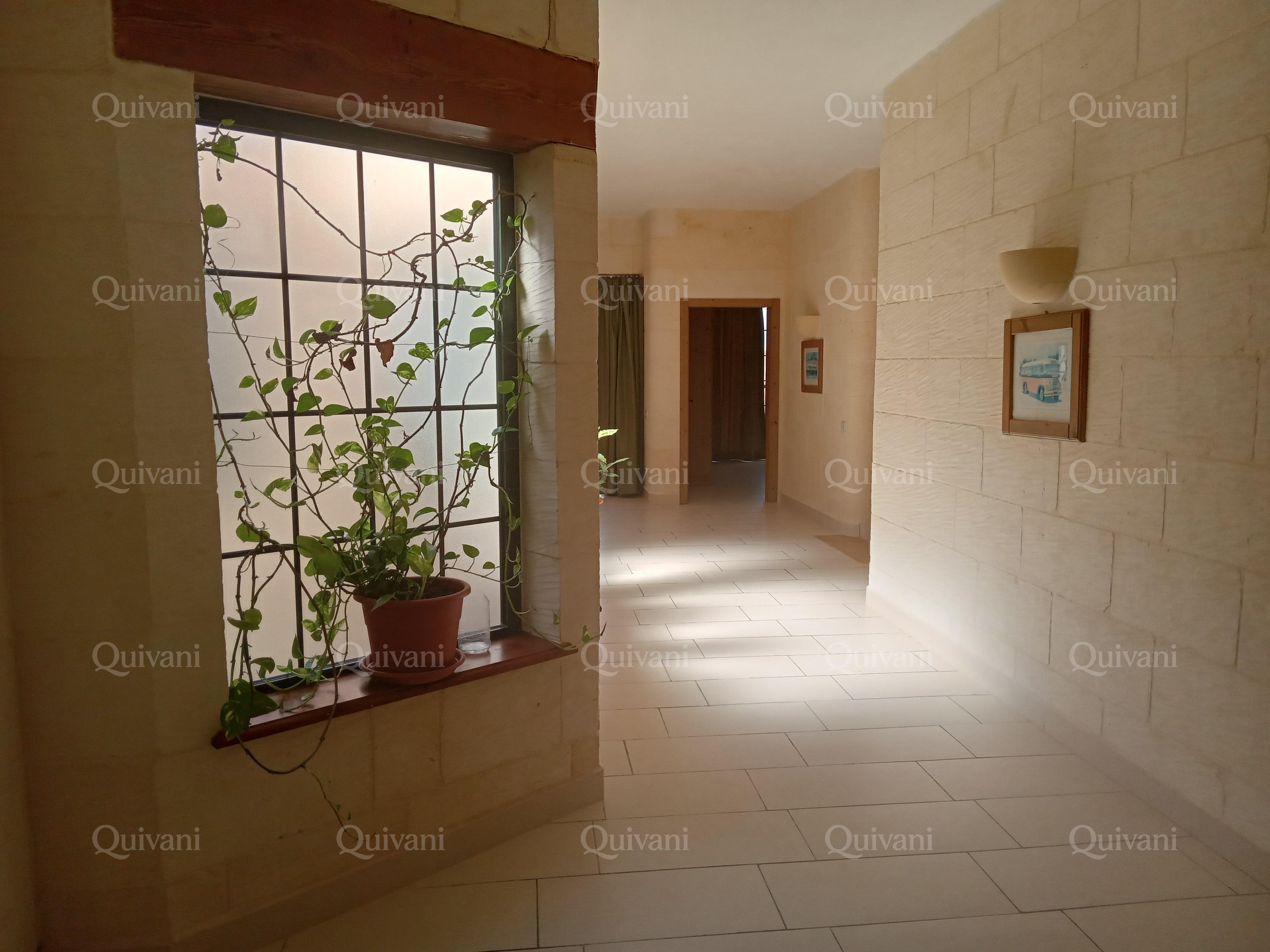 Sannat, Furnished Farmhouse