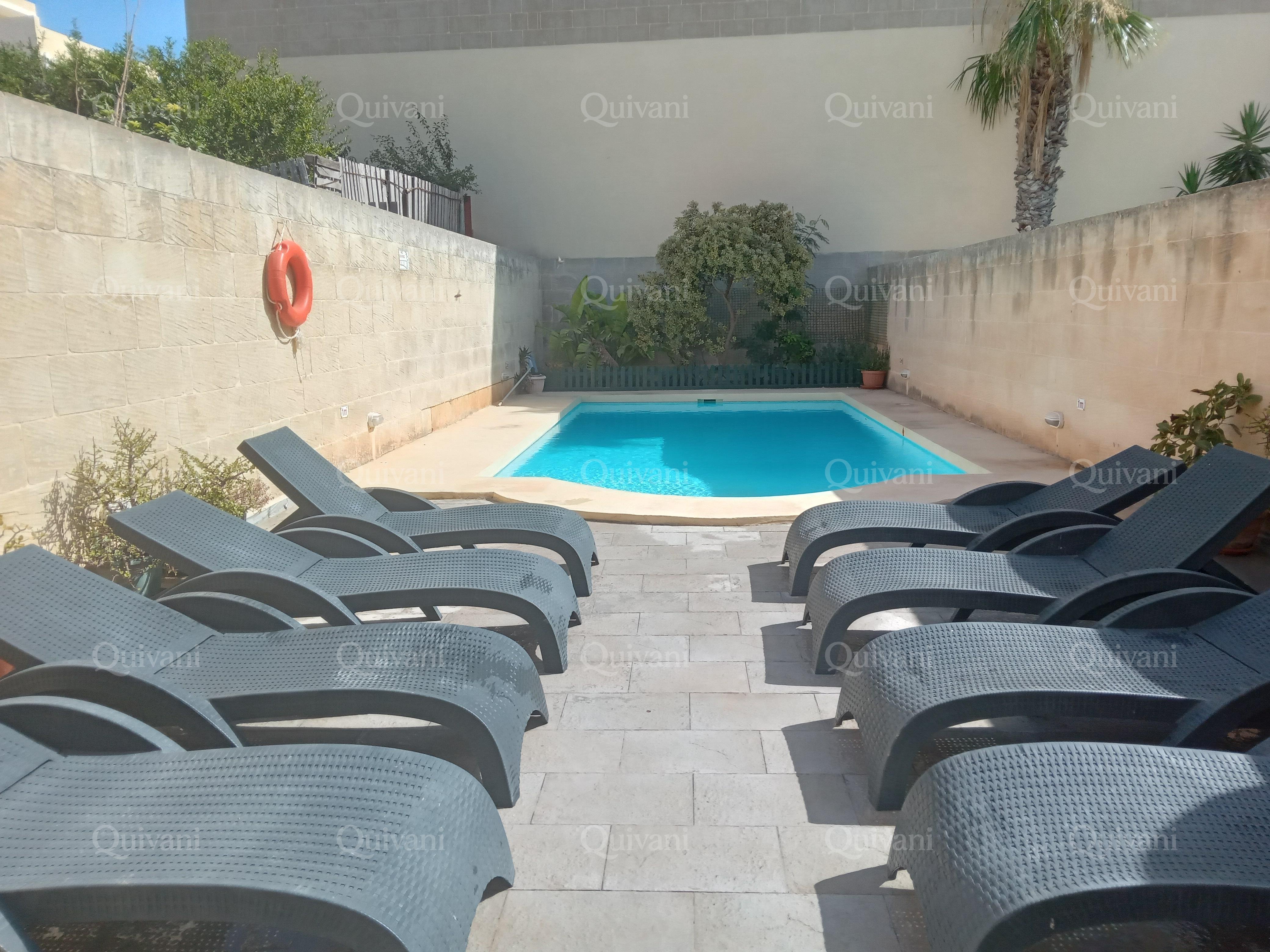Sannat, Furnished Farmhouse