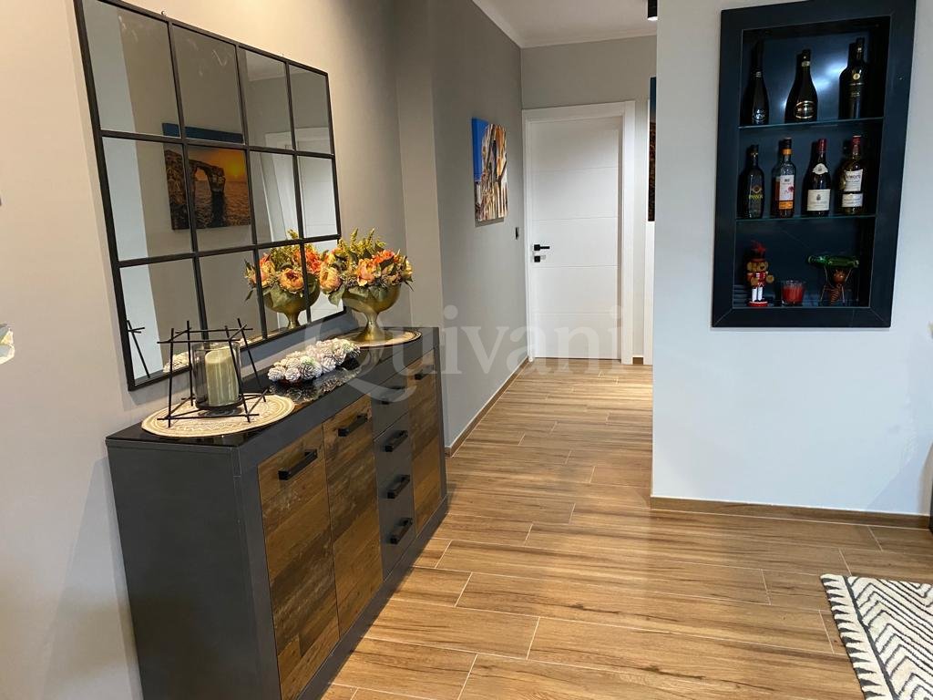 Marsalforn, Furnished Apartment