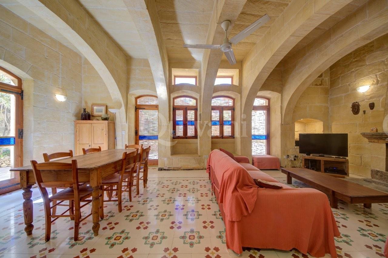 Gharb, Converted Farmhouse
