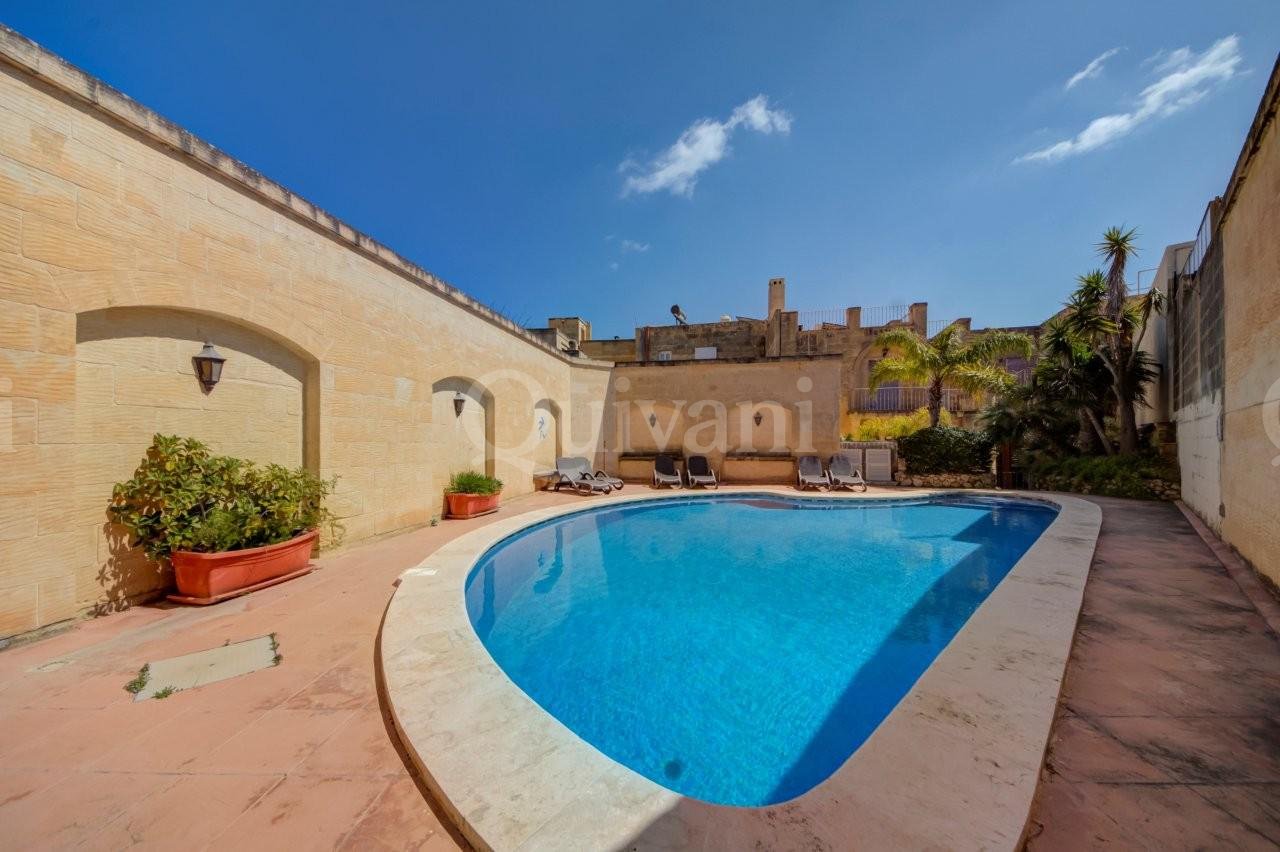 Gharb, Converted Farmhouse