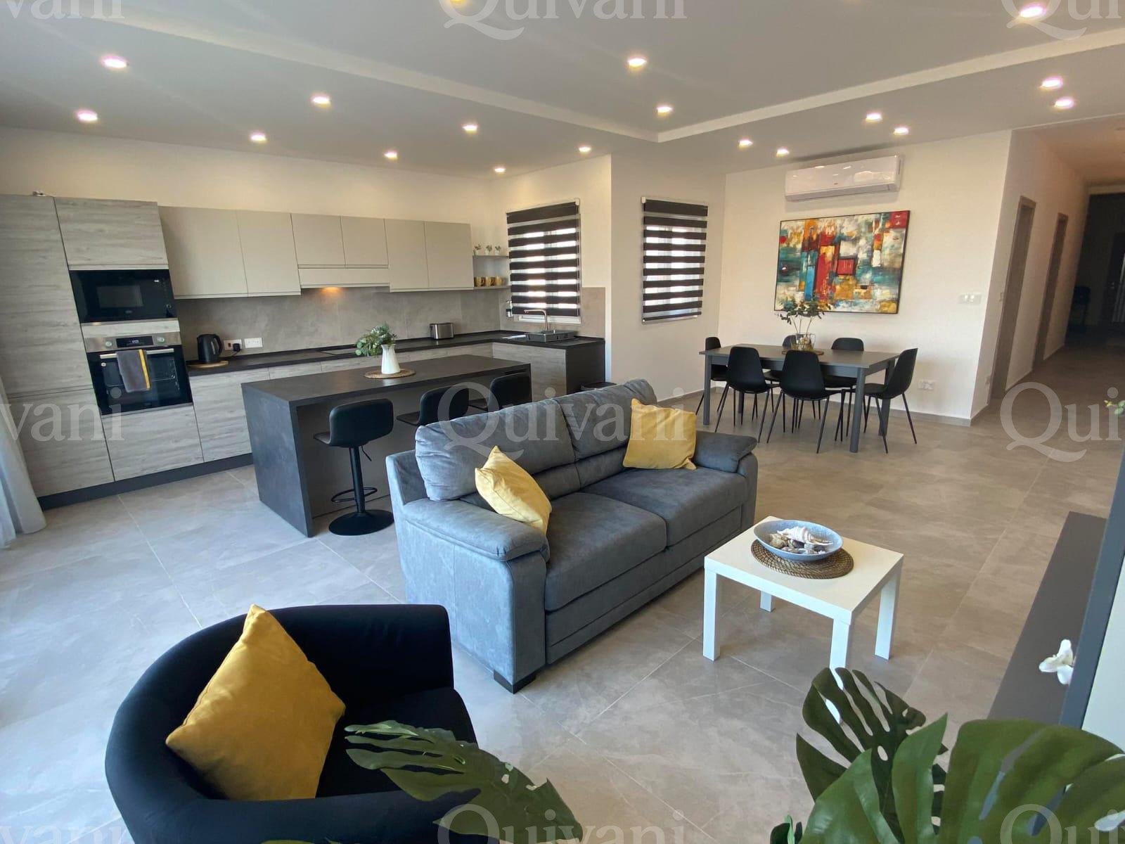 Marsalforn, Furnished Penthouse