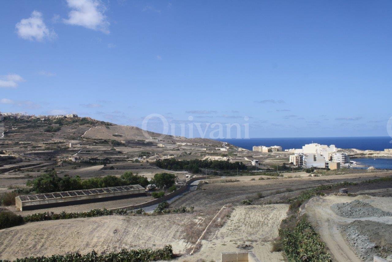 Marsalforn, Furnished Penthouse