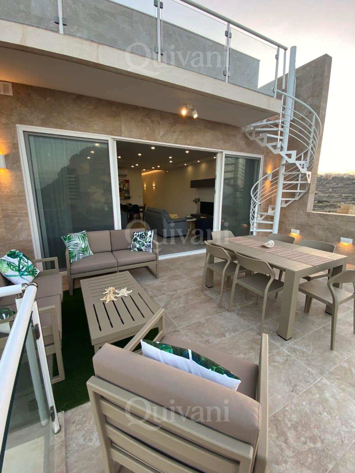Marsalforn, Furnished Penthouse