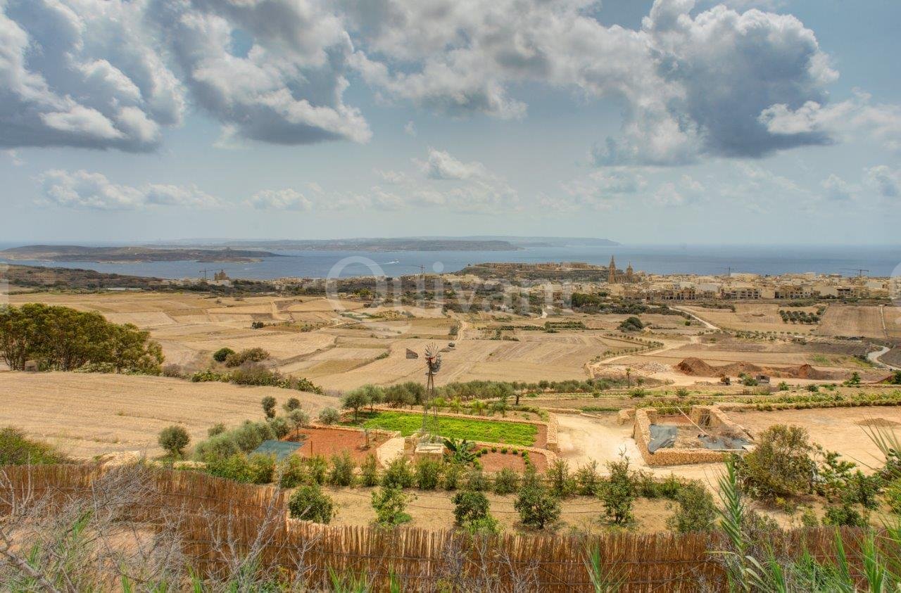 Nadur, Furnished Maisonette