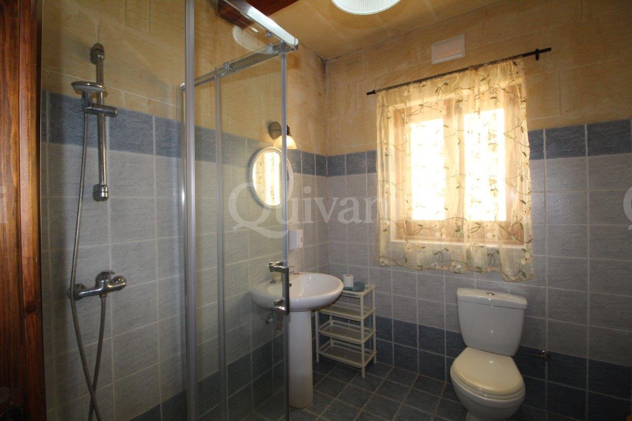 Qala, Furnished Farmhouse