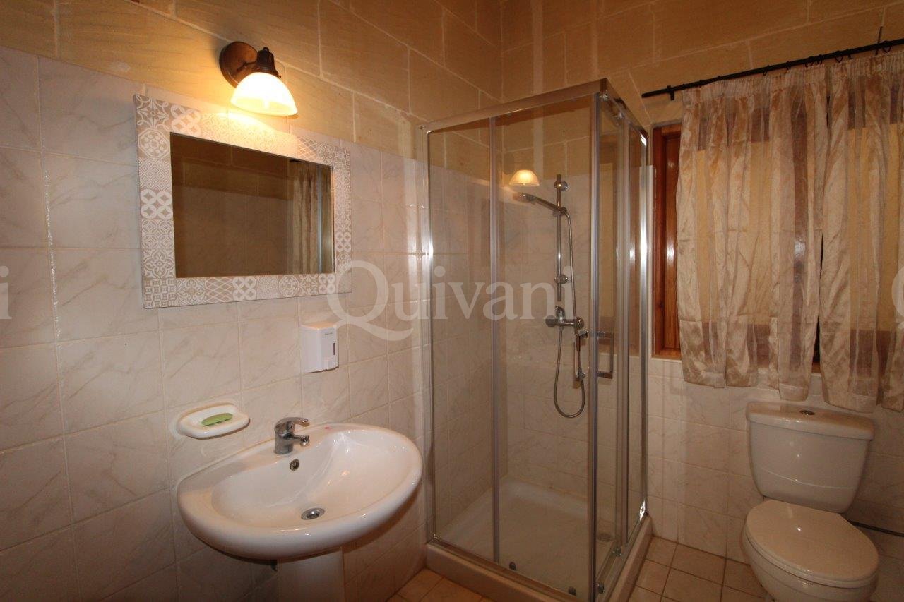 Qala, Furnished Farmhouse