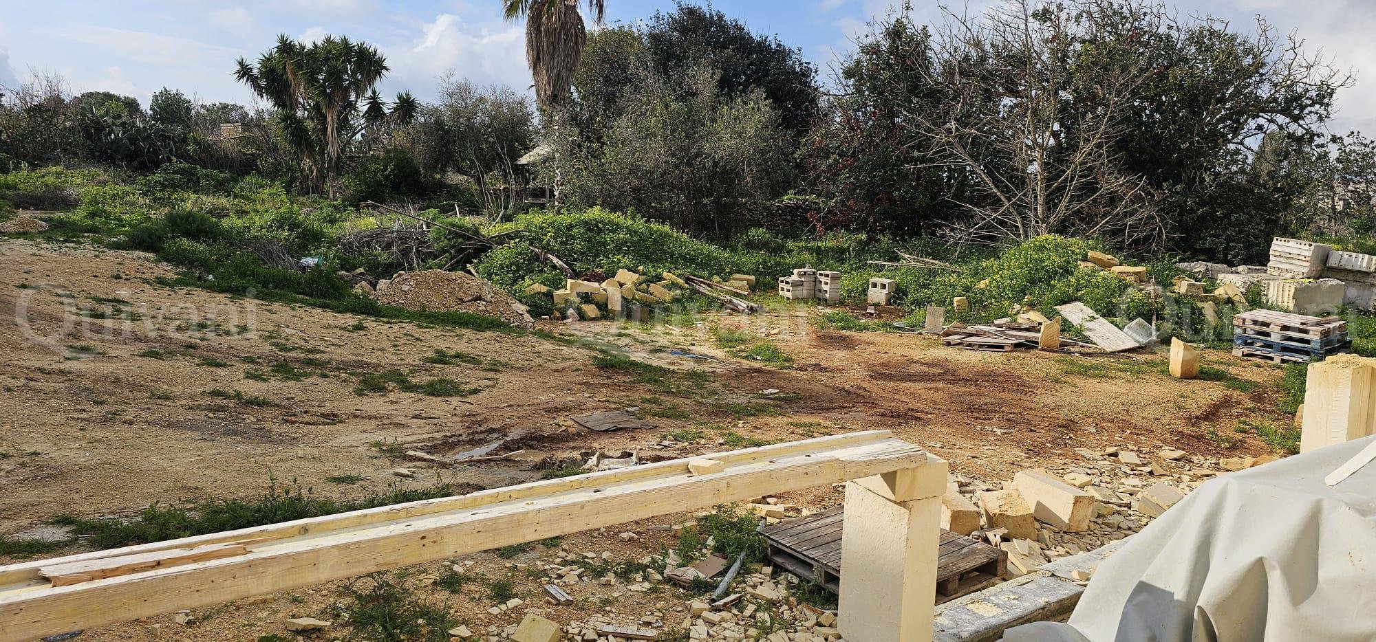 Qala, Shell Form Villa
