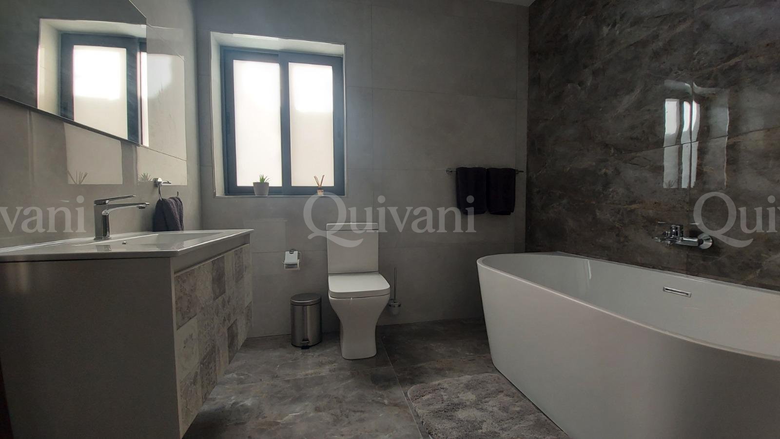 Xaghra, Furnished Penthouse