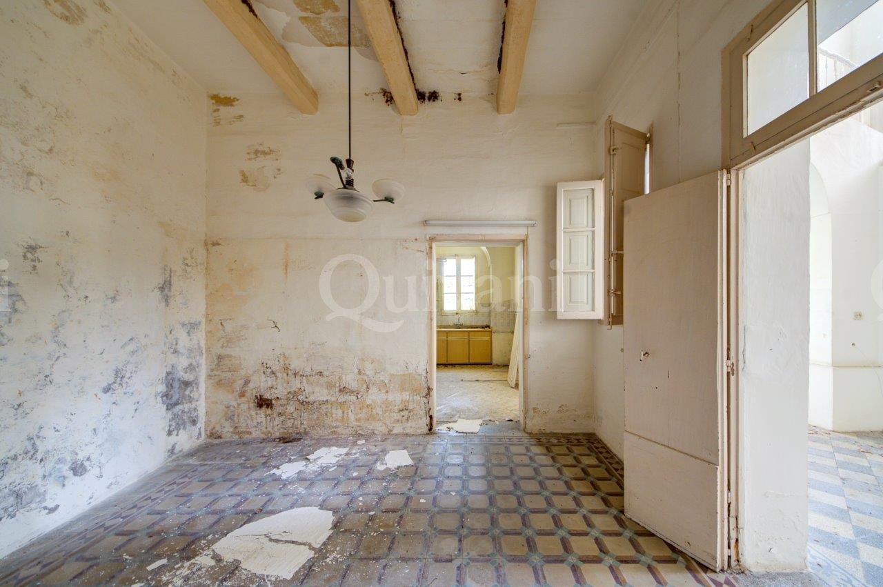 Victoria, Unconverted House of Character