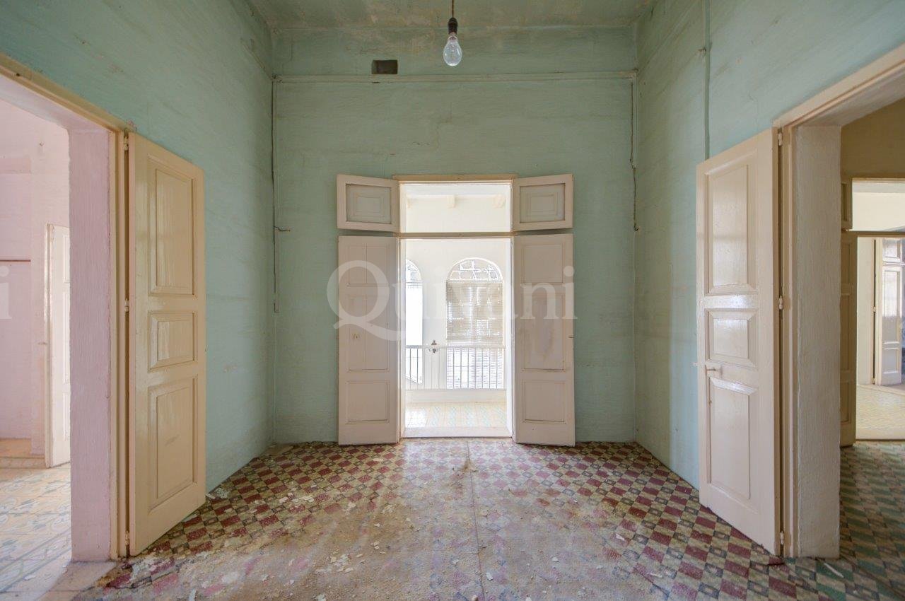 Victoria, Unconverted House of Character