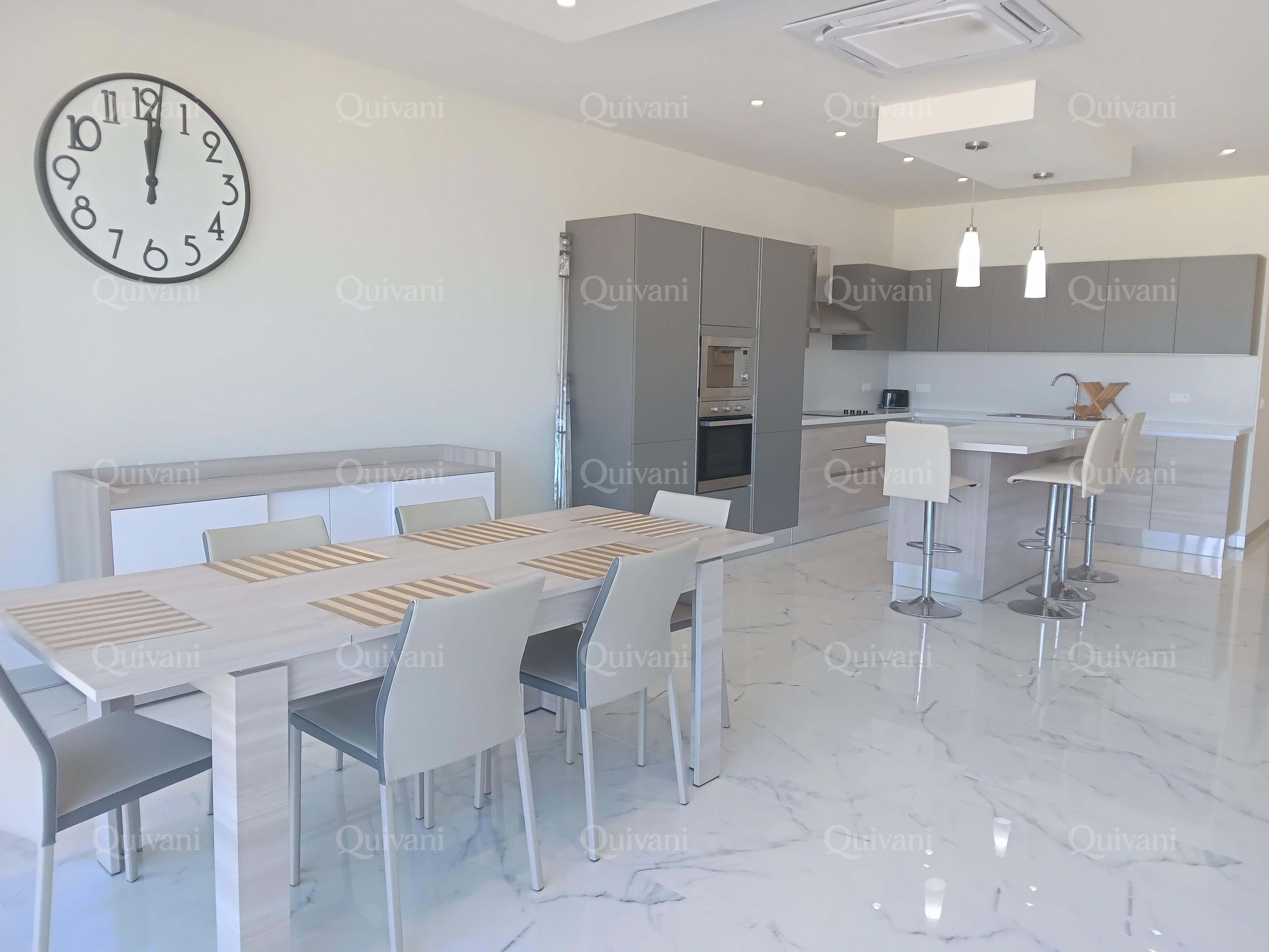 Victoria, Furnished Penthouse