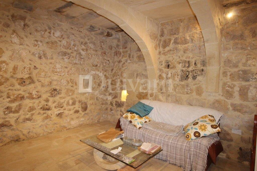 Zebbug (Gozo), Furnished Farmhouse